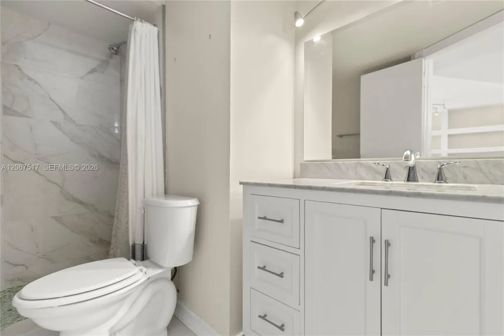 3703 NE 166th St #904 North Miami Beach, FL 33160