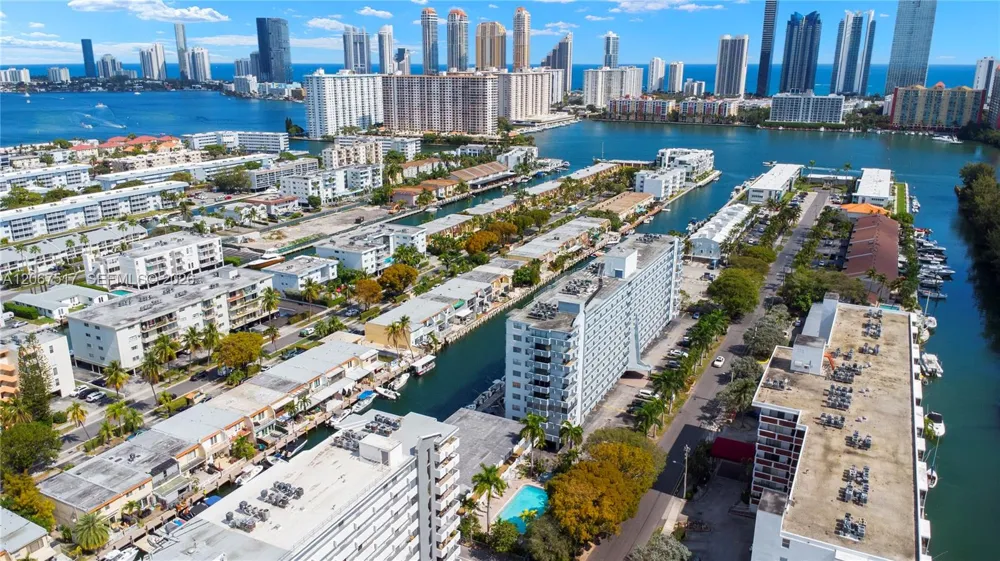 3703 NE 166th St #904 North Miami Beach, FL 33160
