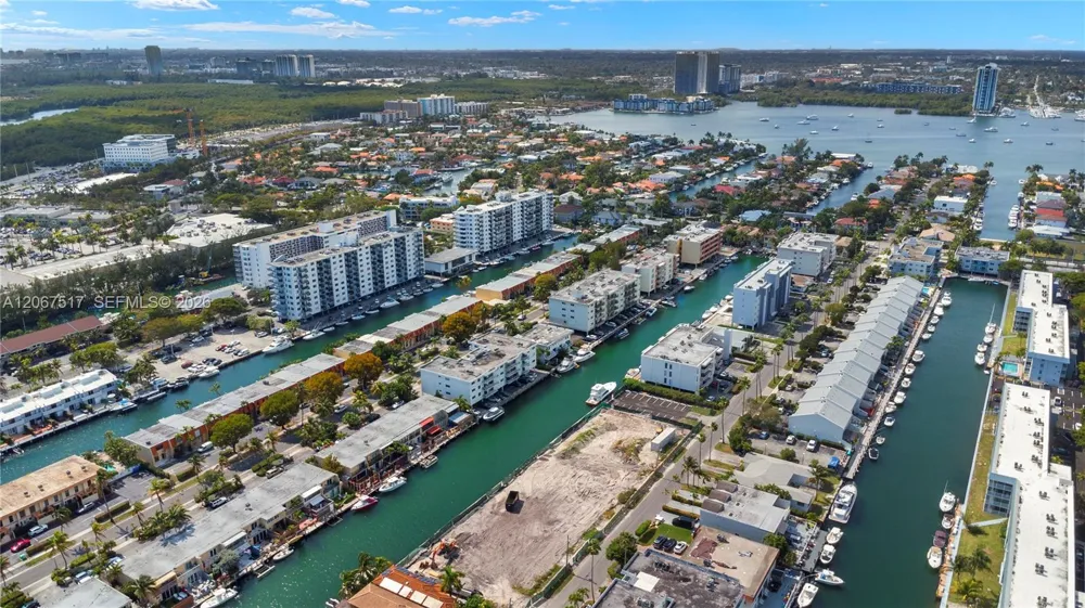 3703 NE 166th St #904 North Miami Beach, FL 33160