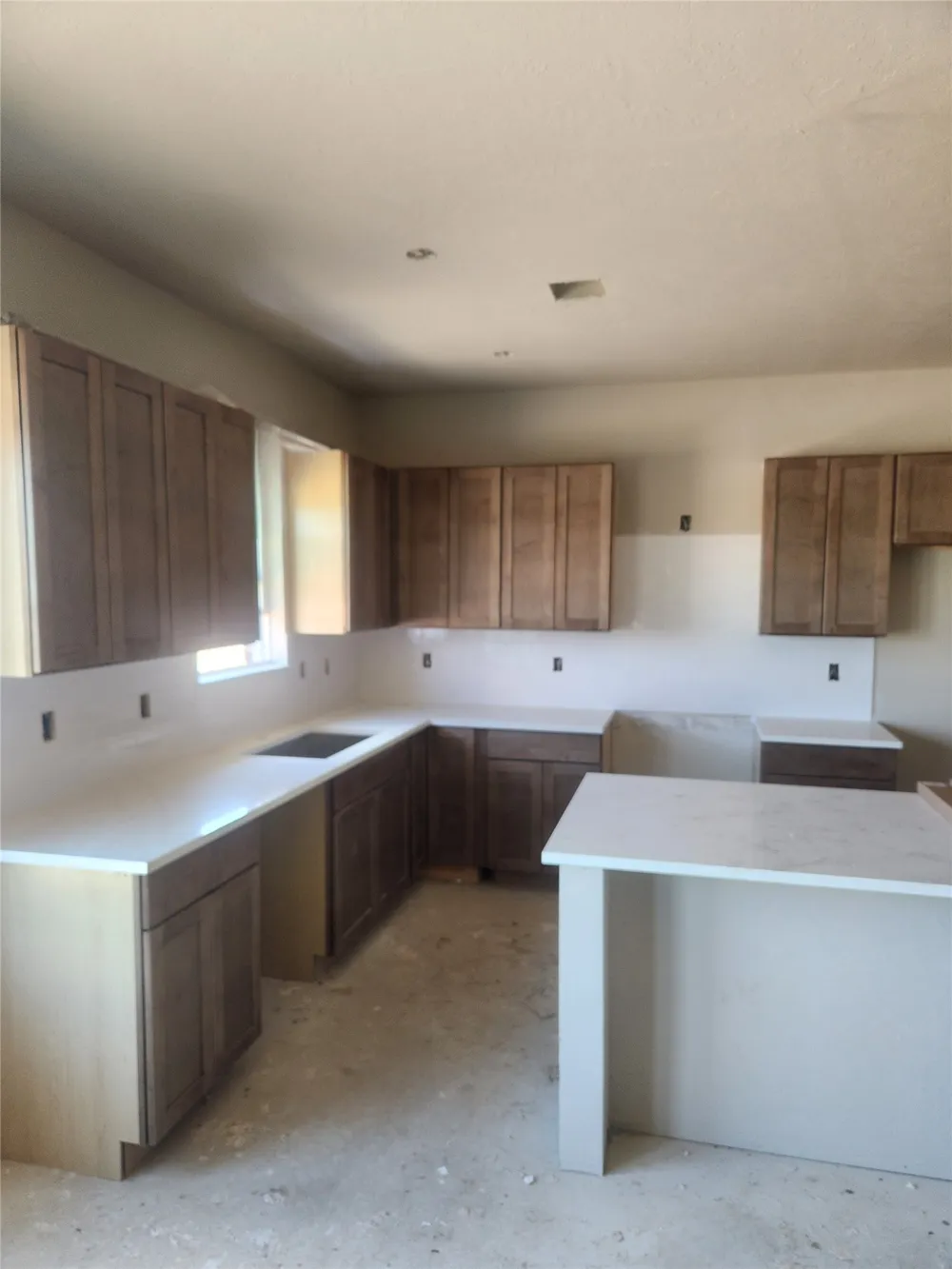 1838 Topaz Road Pryor, OK 74361