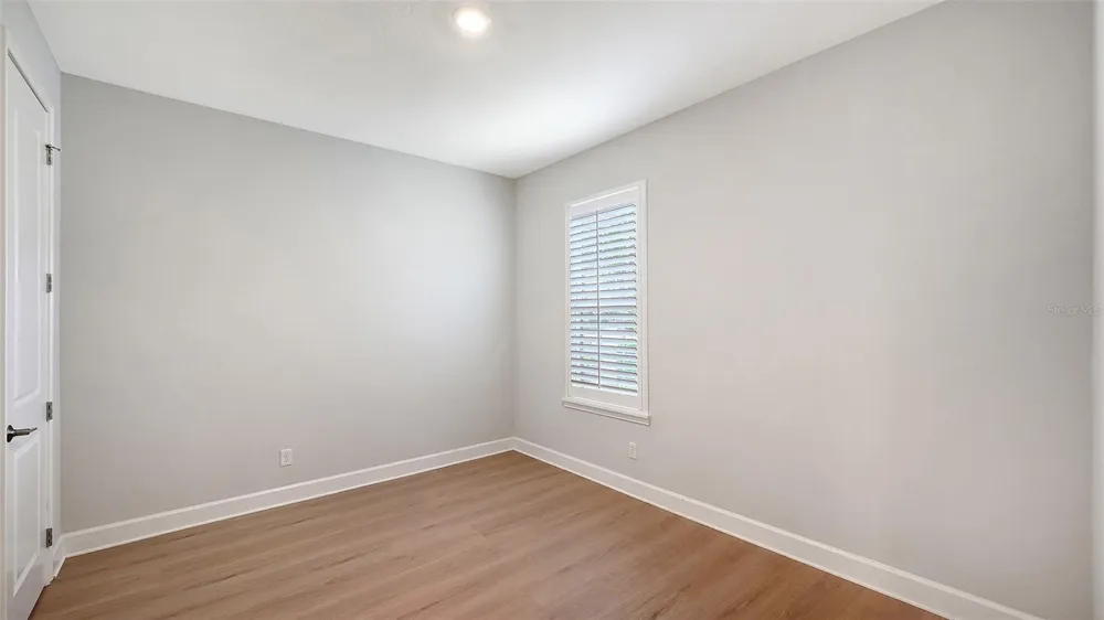 6066 MESA GLEN Bradenton, FL 34203
