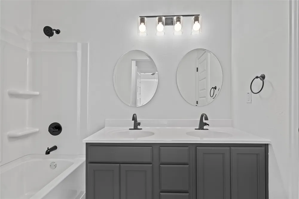1909 Topaz Road Pryor, OK 74361