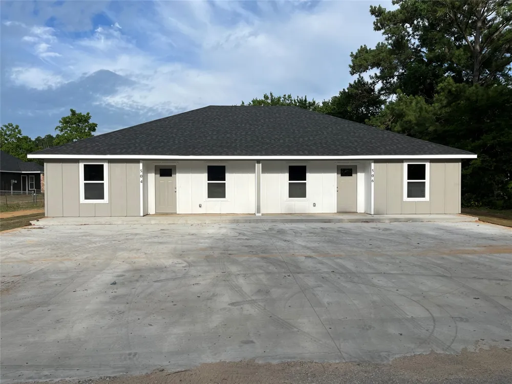504 S 14th Avenue Durant, OK 74701