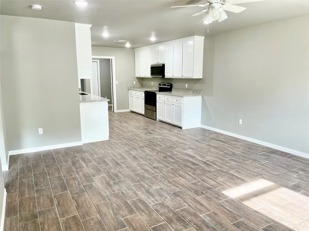 504 S 14th Avenue Durant, OK 74701
