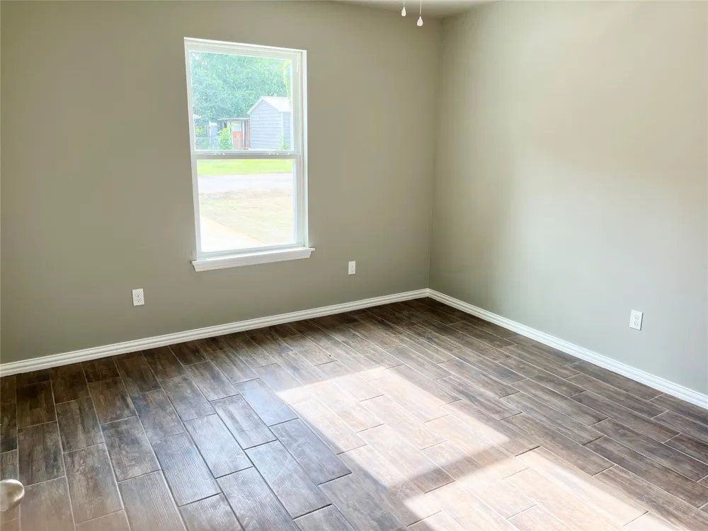 504 S 14th Avenue Durant, OK 74701