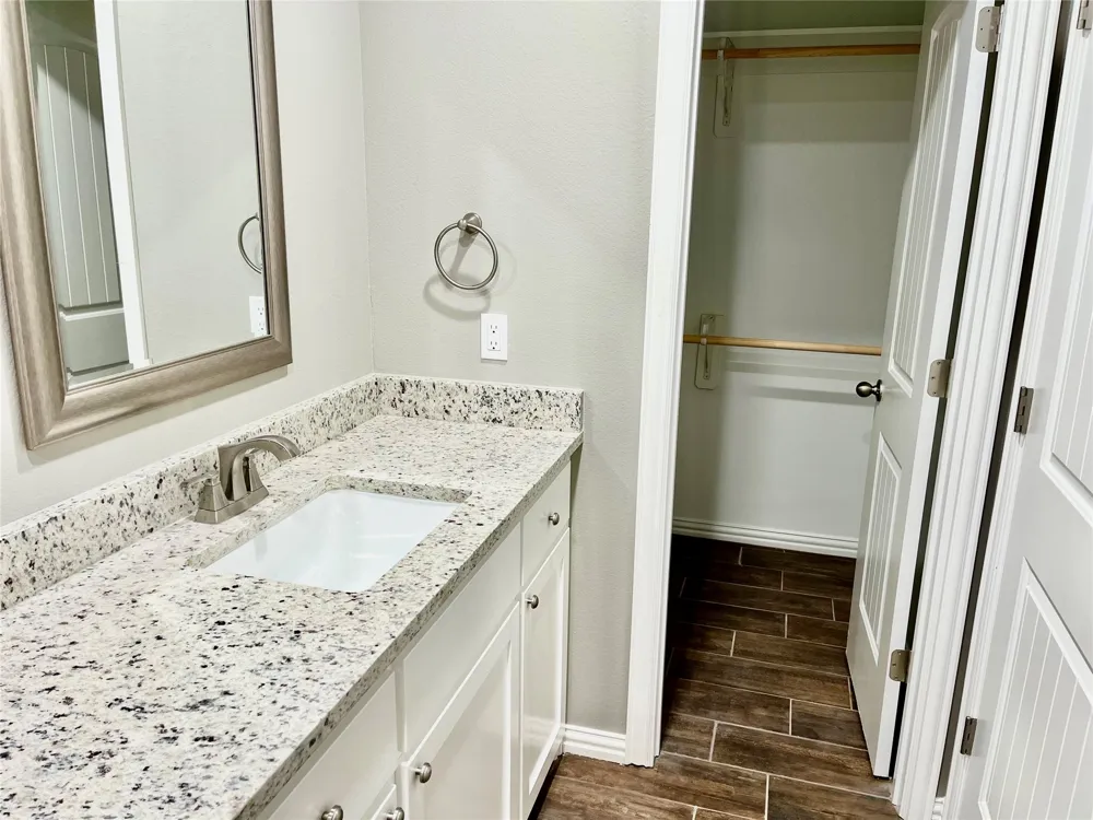 504 S 14th Avenue Durant, OK 74701
