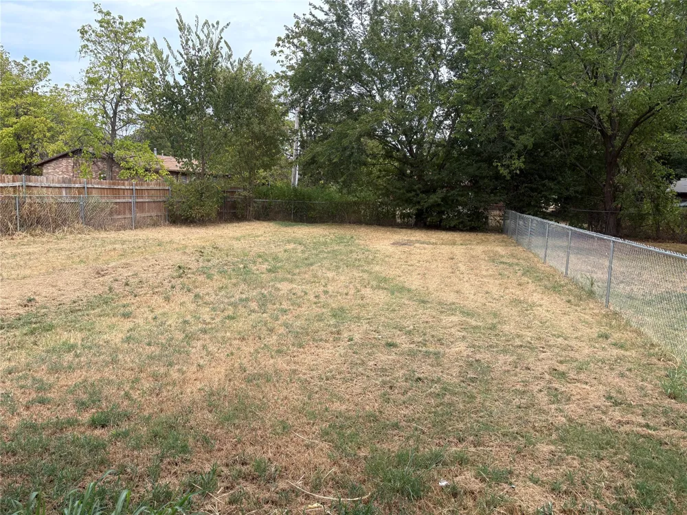 504 S 14th Avenue Durant, OK 74701