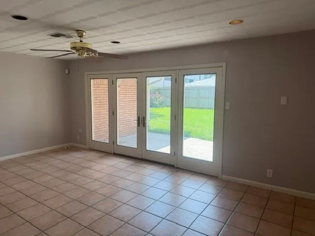5339 Carew Street Houston, TX 77096