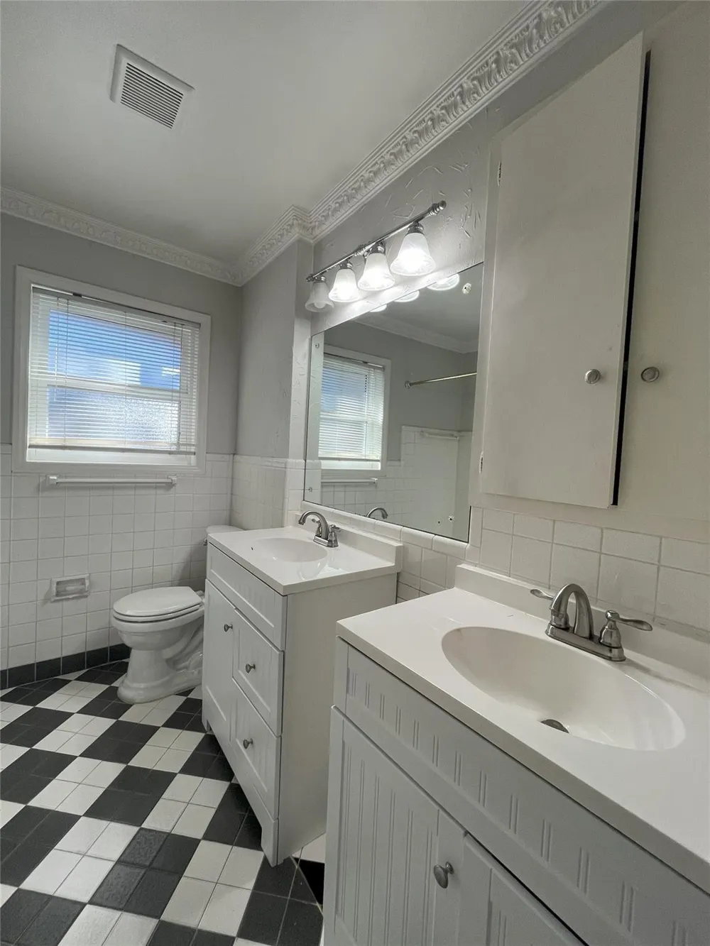 5339 Carew Street Houston, TX 77096