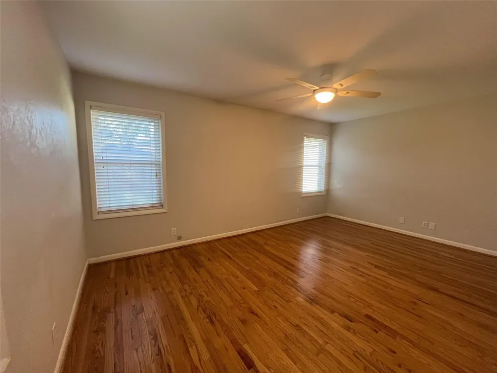 5339 Carew Street Houston, TX 77096