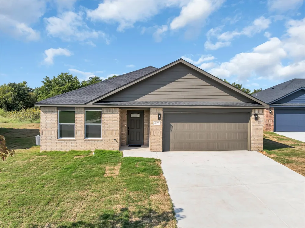 1841 Topaz Road Pryor, OK 74361