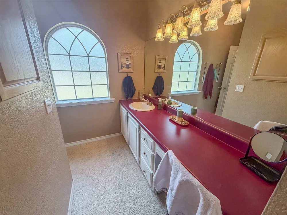 1201 Hurst Road Ardmore, OK 73401