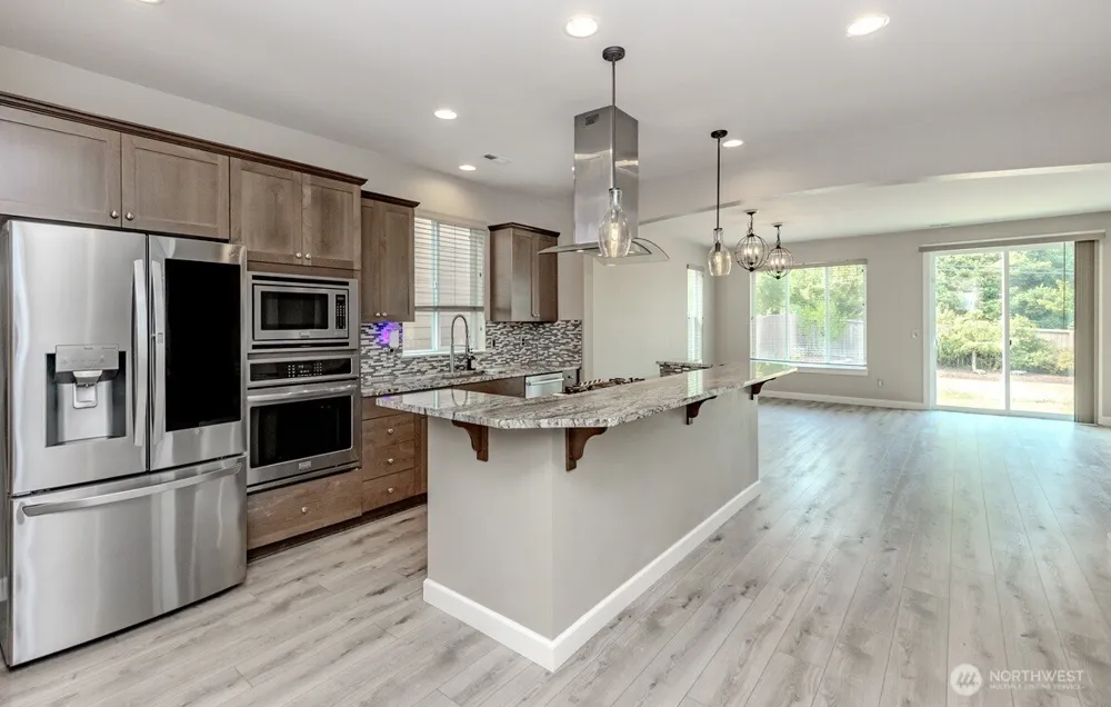 2126 SW 344th Court Federal Way, WA 98023