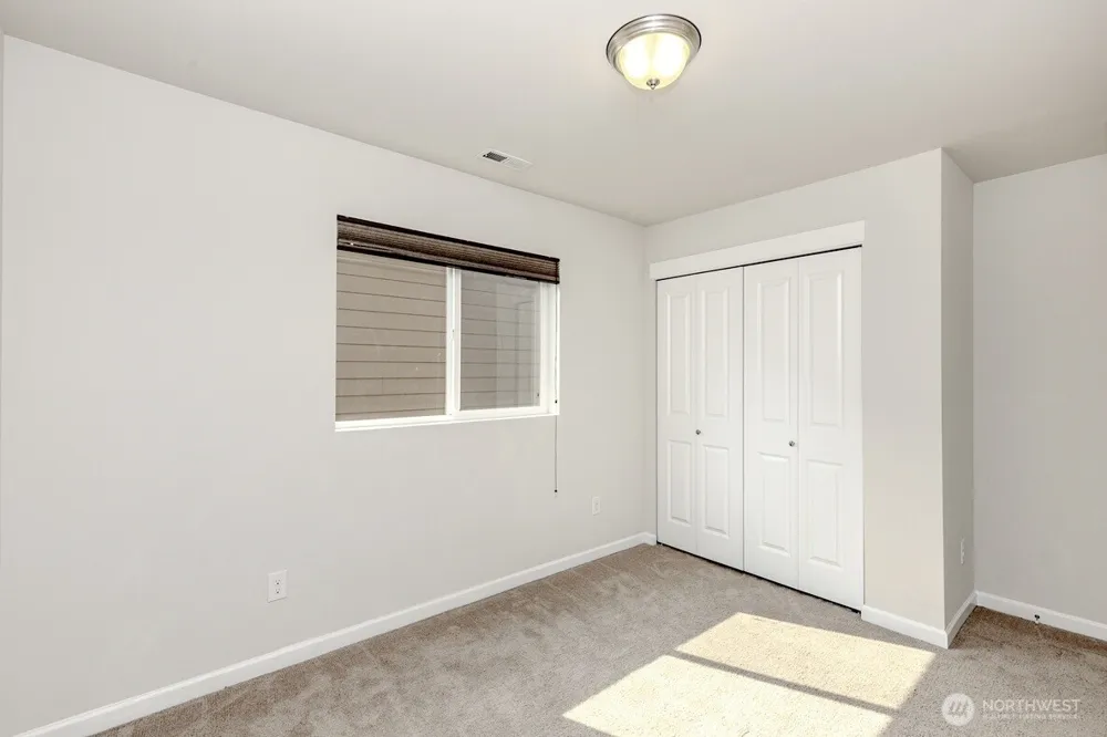 2126 SW 344th Court Federal Way, WA 98023