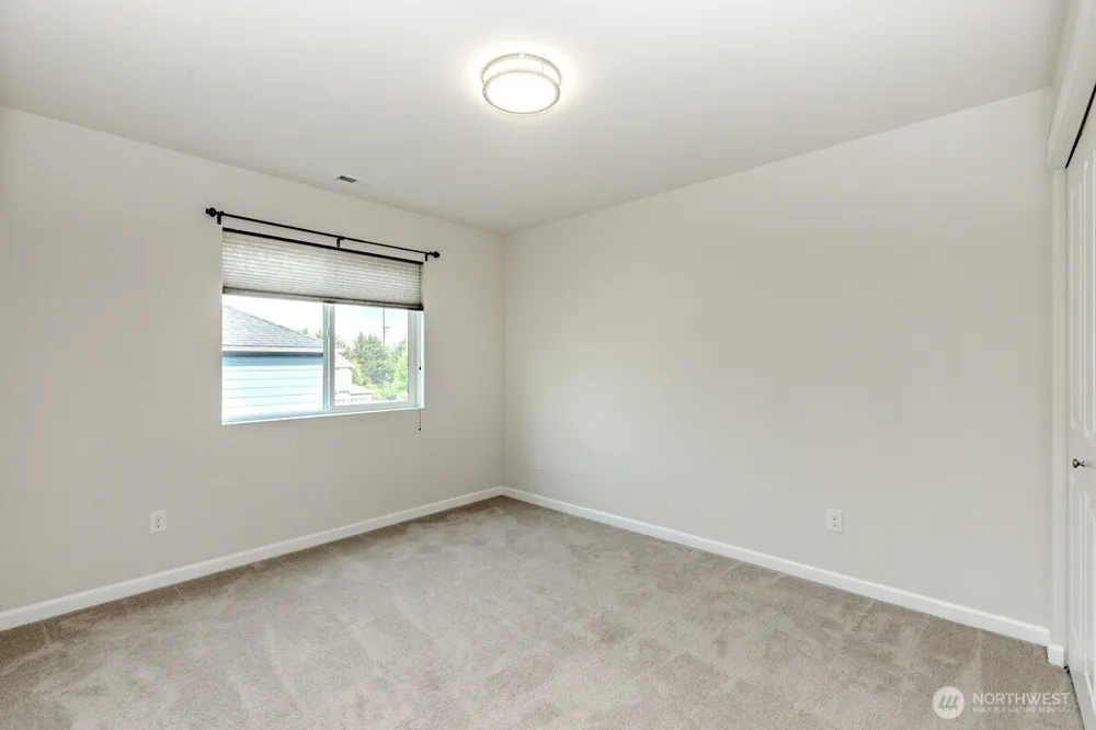2126 SW 344th Court Federal Way, WA 98023