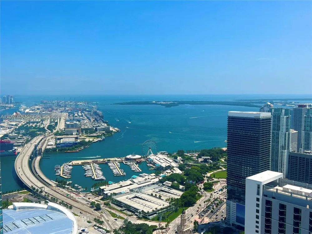 851 NE 1st Ave #202 Miami, FL 33132