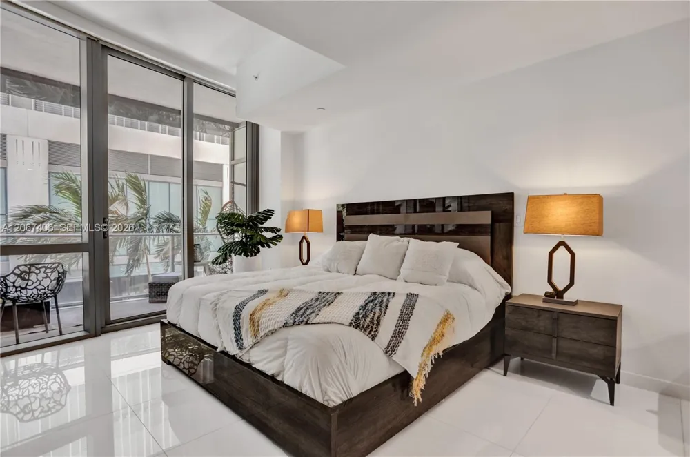851 NE 1st Ave #202 Miami, FL 33132