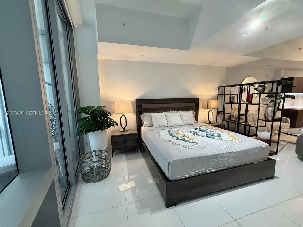 851 NE 1st Ave #202 Miami, FL 33132