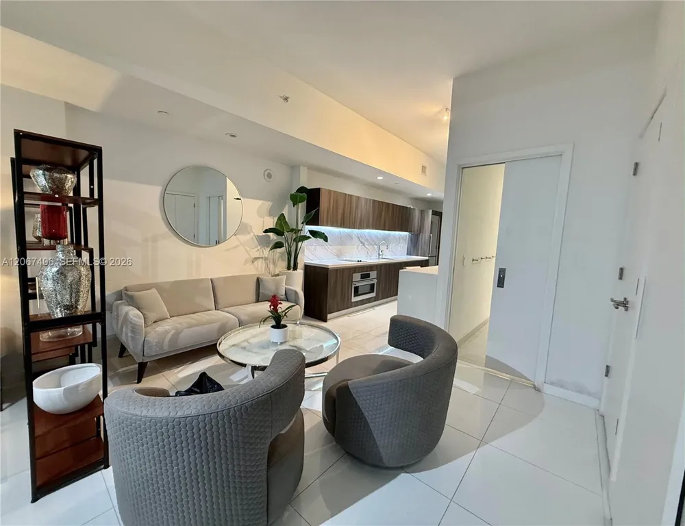 851 NE 1st Ave #202 Miami, FL 33132