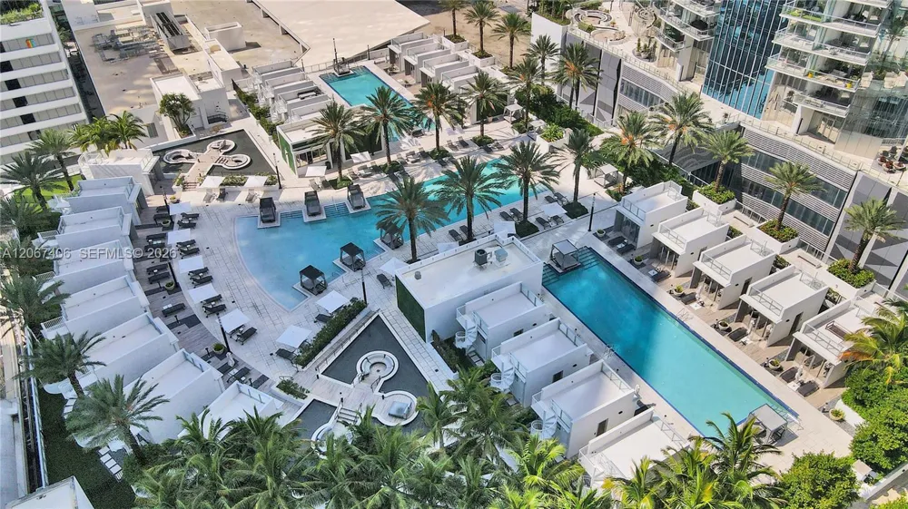 851 NE 1st Ave #202 Miami, FL 33132