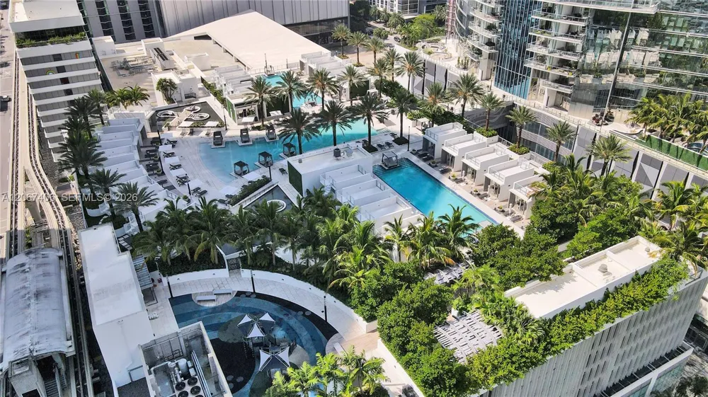 851 NE 1st Ave #202 Miami, FL 33132