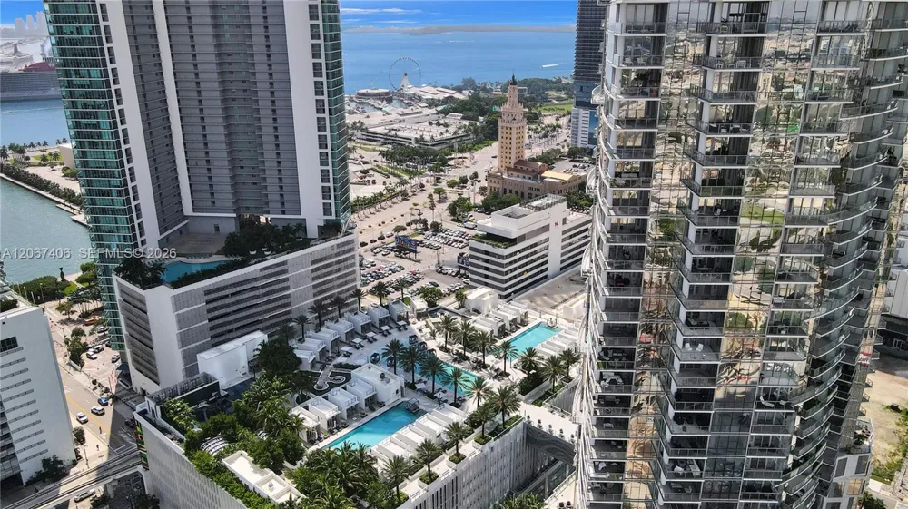 851 NE 1st Ave #202 Miami, FL 33132