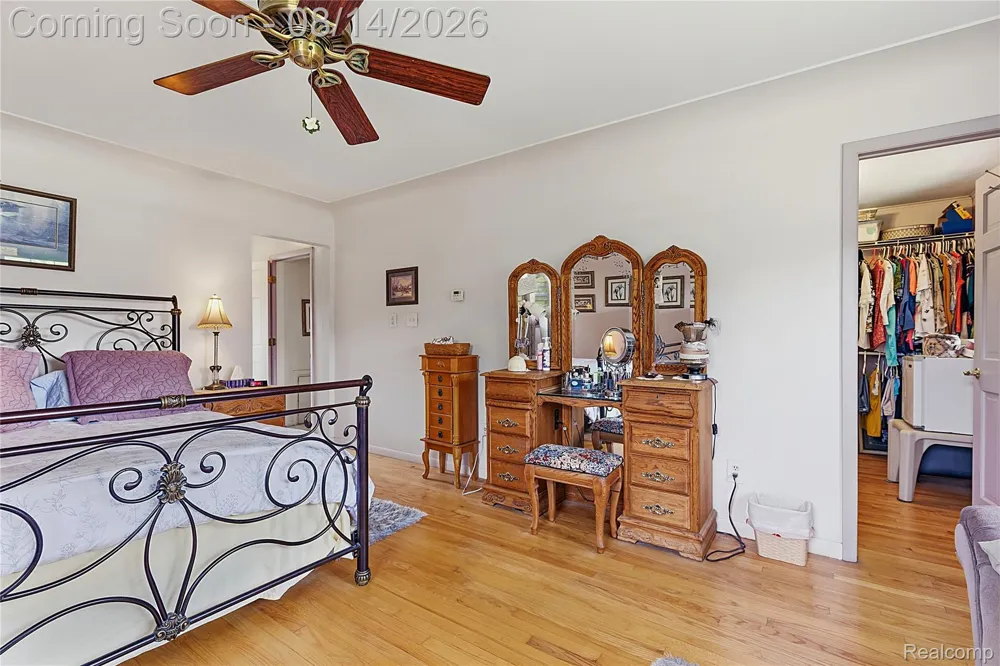 4925 S Huron River Drive Berlin Charter Township, MI 48134