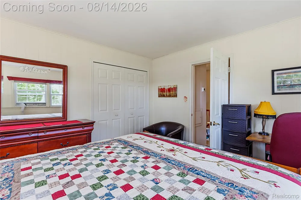 4925 S Huron River Drive Berlin Charter Township, MI 48134