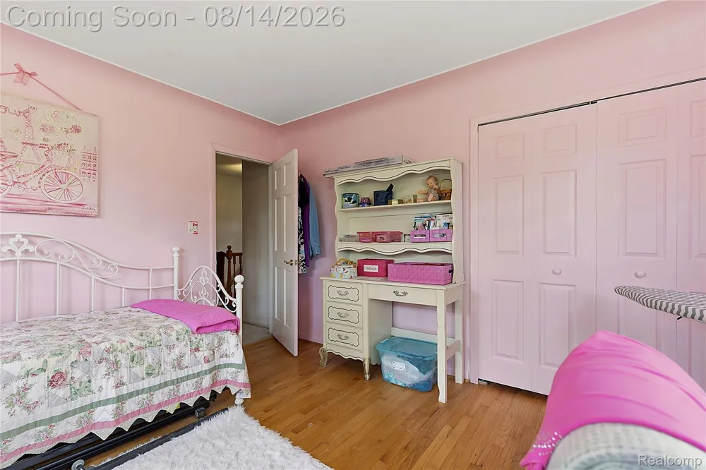 4925 S Huron River Drive Berlin Charter Township, MI 48134