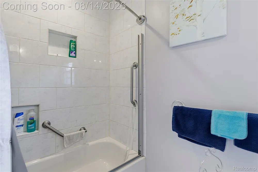 4925 S Huron River Drive Berlin Charter Township, MI 48134