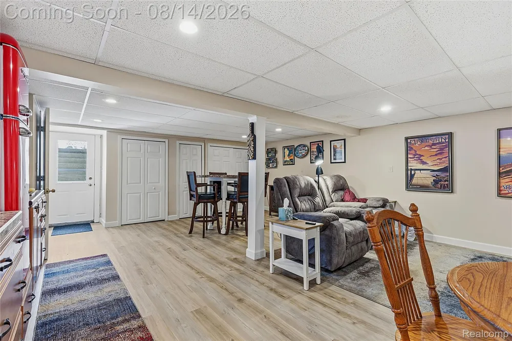 4925 S Huron River Drive Berlin Charter Township, MI 48134