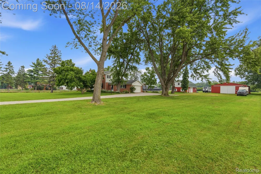 4925 S Huron River Drive Berlin Charter Township, MI 48134