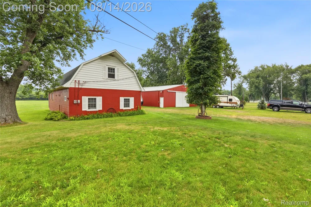 4925 S Huron River Drive Berlin Charter Township, MI 48134