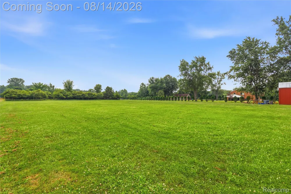 4925 S Huron River Drive Berlin Charter Township, MI 48134