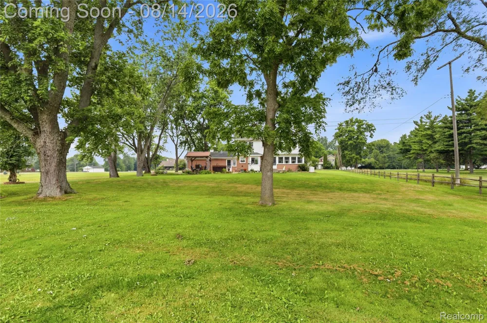 4925 S Huron River Drive Berlin Charter Township, MI 48134
