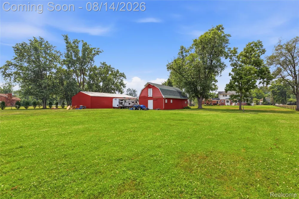 4925 S Huron River Drive Berlin Charter Township, MI 48134
