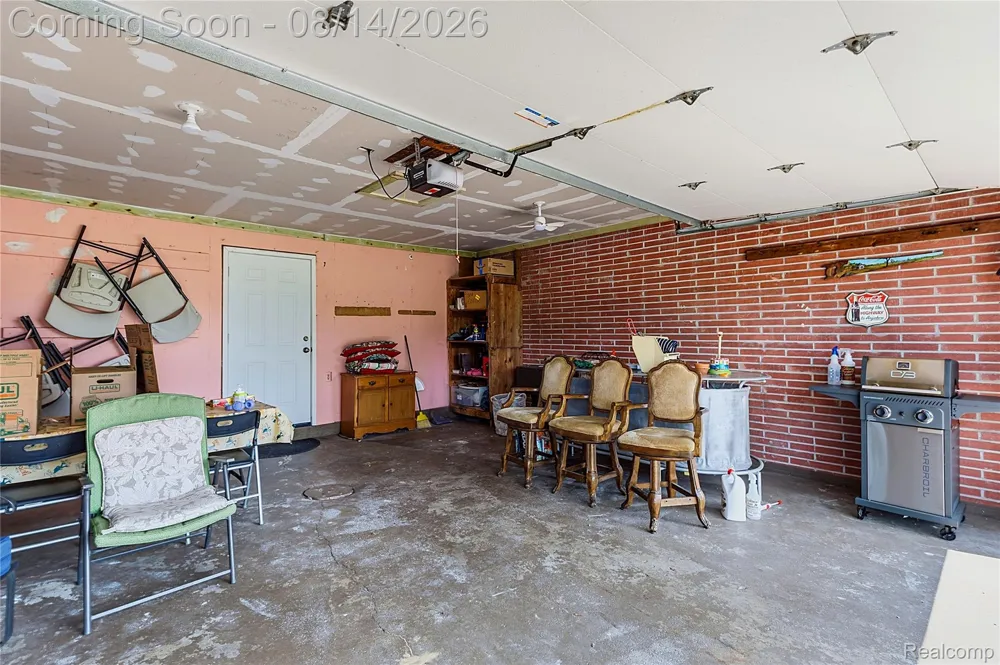 4925 S Huron River Drive Berlin Charter Township, MI 48134