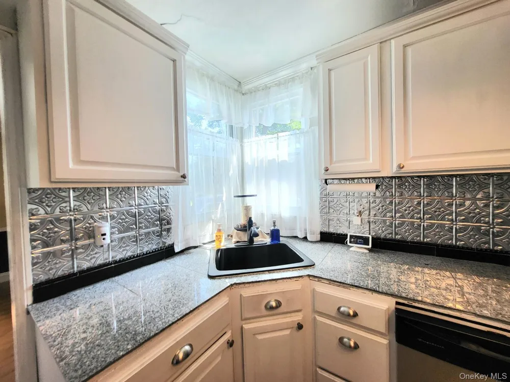 3 Vanamee Street Newburgh, NY 12550