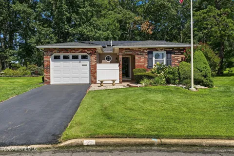 22 Higgins Court