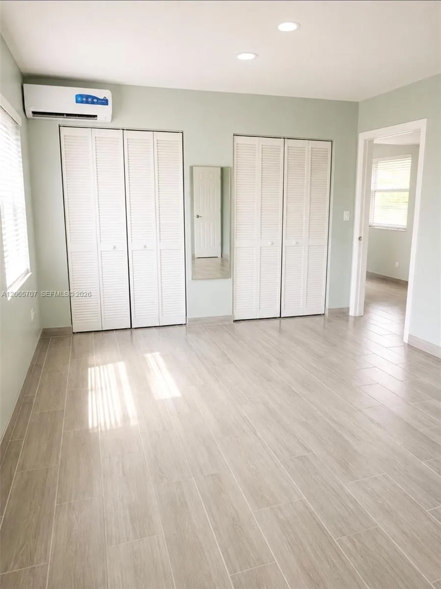 359 W 12th St #3 Hialeah, FL 33010