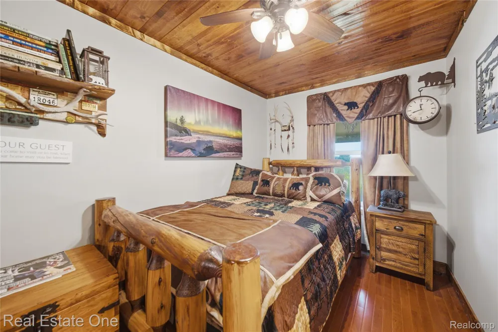 2643 Gulliver Road Doyle Township, MI 49840