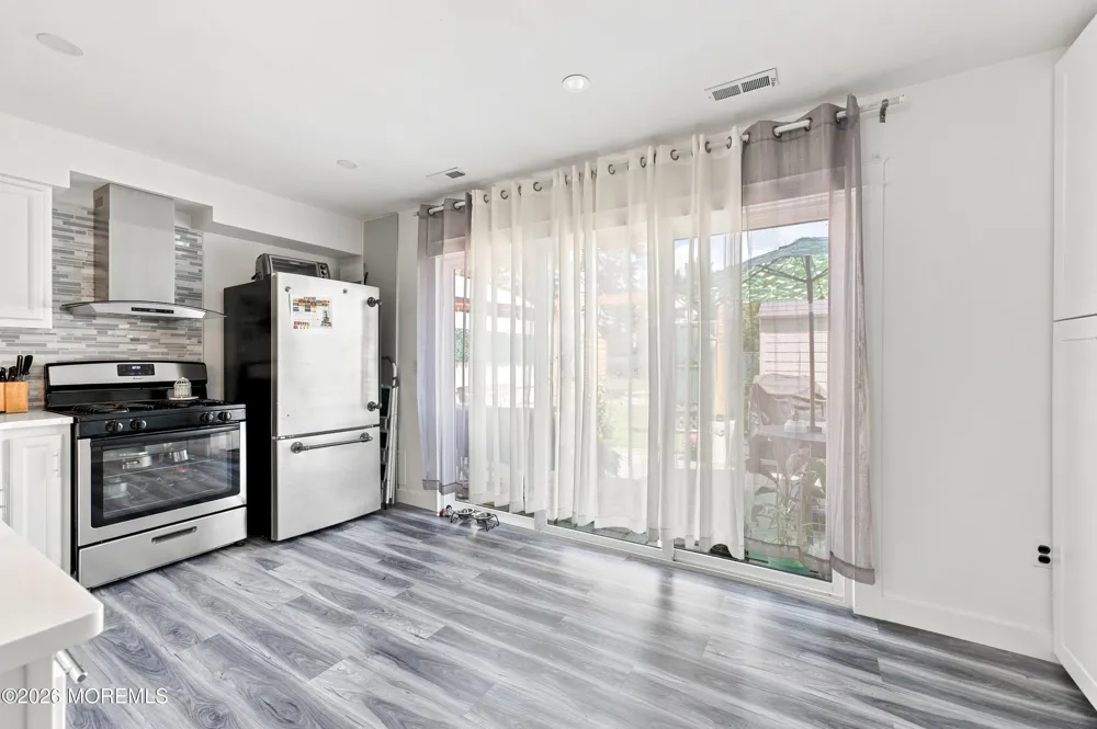 311 Beach Plum Court Tuckerton, NJ 08087