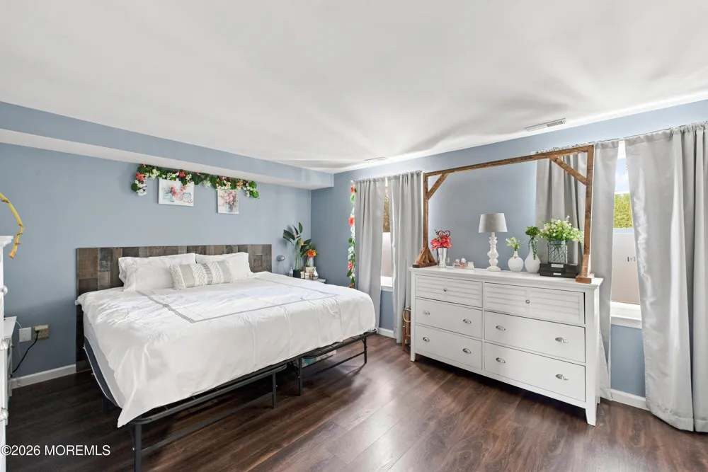 311 Beach Plum Court Tuckerton, NJ 08087