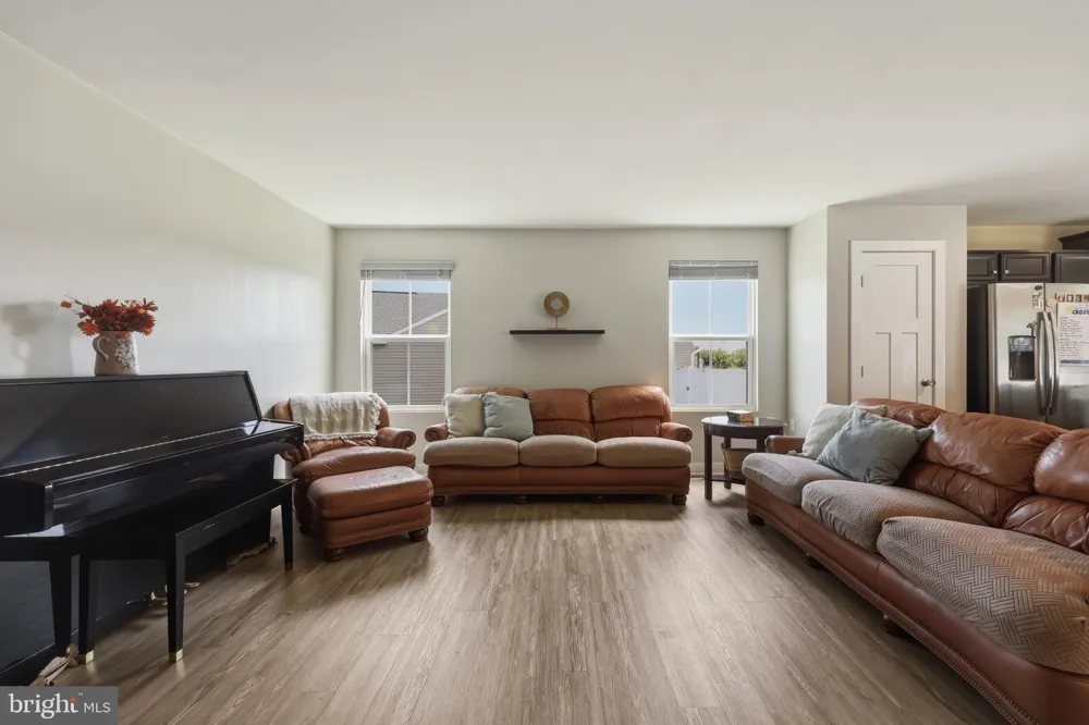 43 ELSTOW WAY Martinsburg, WV 25405