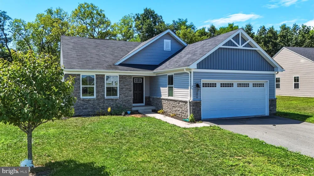 43 ELSTOW WAY Martinsburg, WV 25405