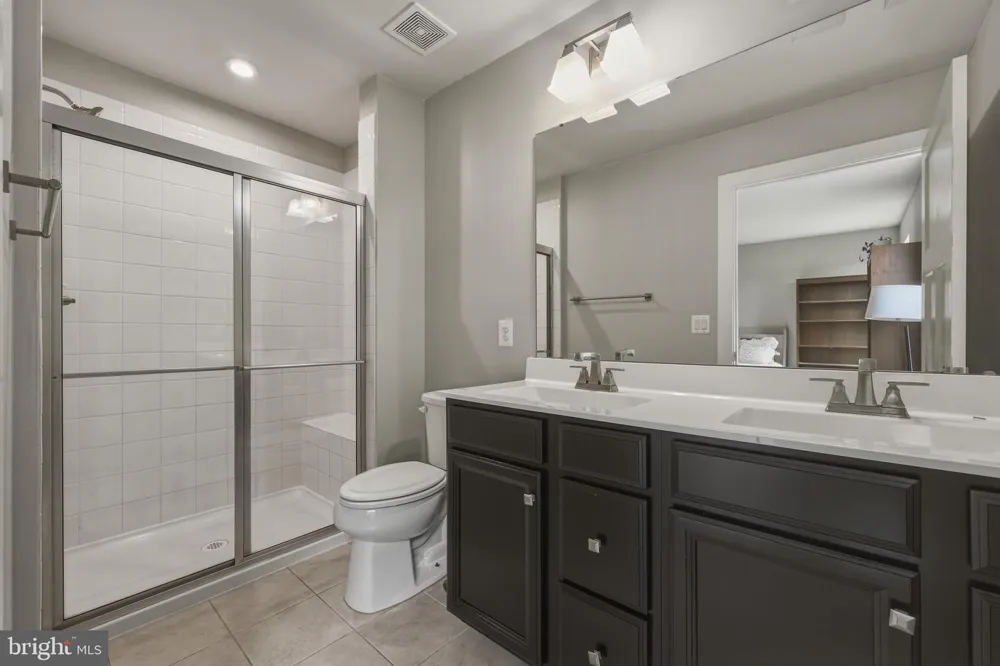 43 ELSTOW WAY Martinsburg, WV 25405