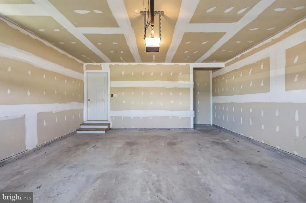 43 ELSTOW WAY Martinsburg, WV 25405