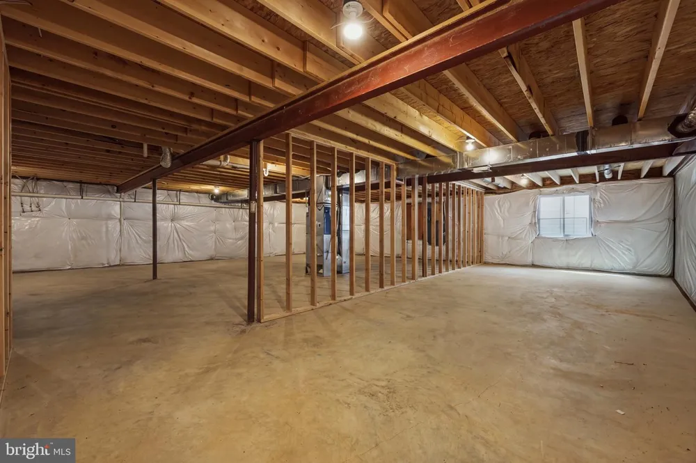 43 ELSTOW WAY Martinsburg, WV 25405