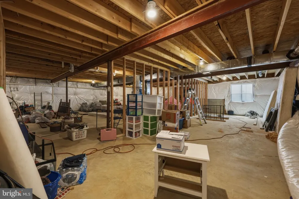 43 ELSTOW WAY Martinsburg, WV 25405