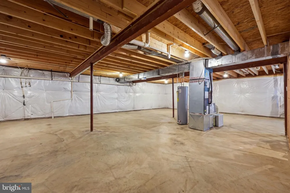 43 ELSTOW WAY Martinsburg, WV 25405